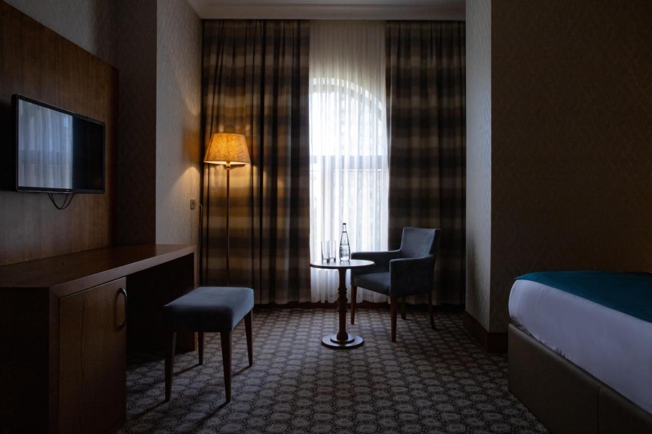 Madison Hotel Baku Eksteriør bilde
