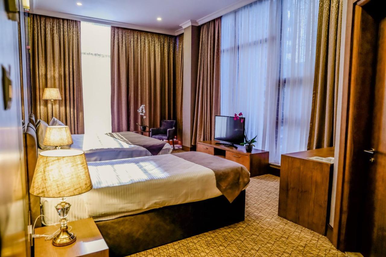 Madison Hotel Baku Eksteriør bilde